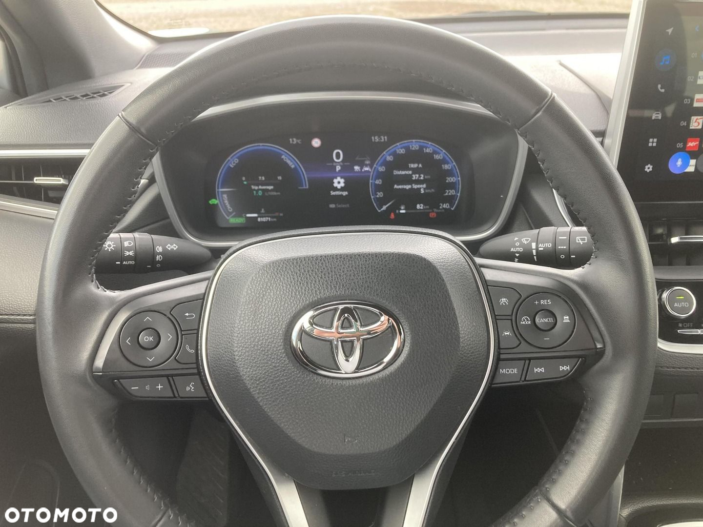 Toyota Corolla Cross 2.0 Hybrid Comfort - 21