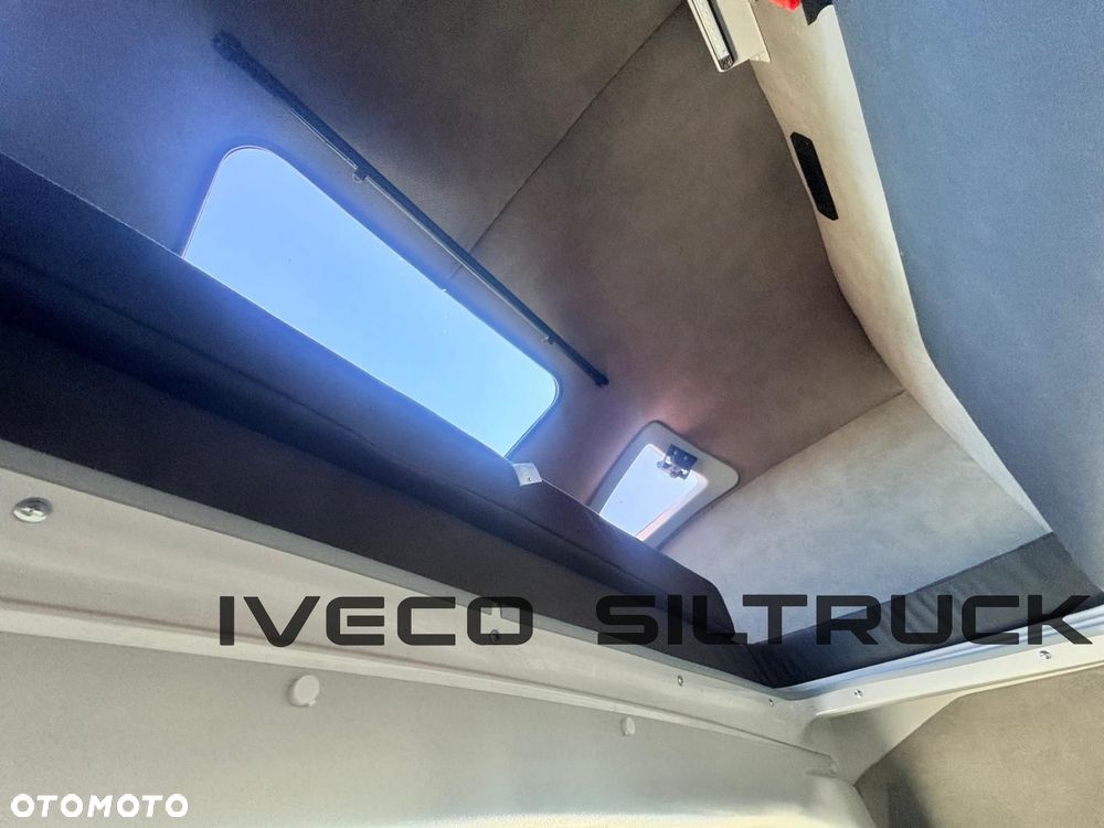Iveco Daily 70C21HA8/P Plandeka z Windą - 4