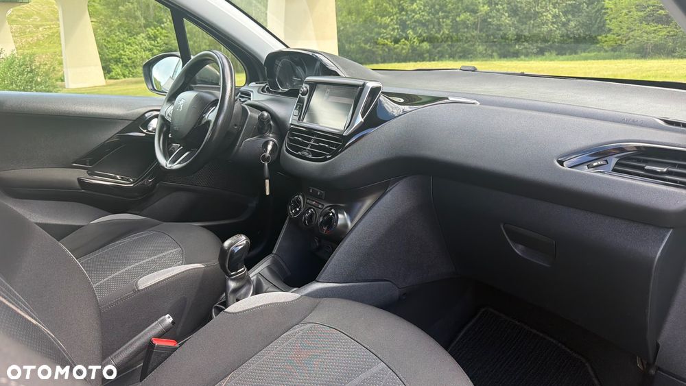 Peugeot 208 95 VTI Active - 16