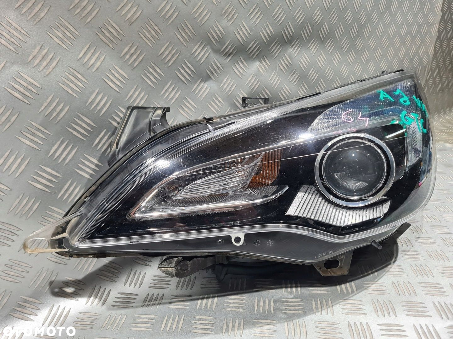 LAMPA LEWA PRZEDNIA ASTRA J GTC CASCADA ANGLIK - 2