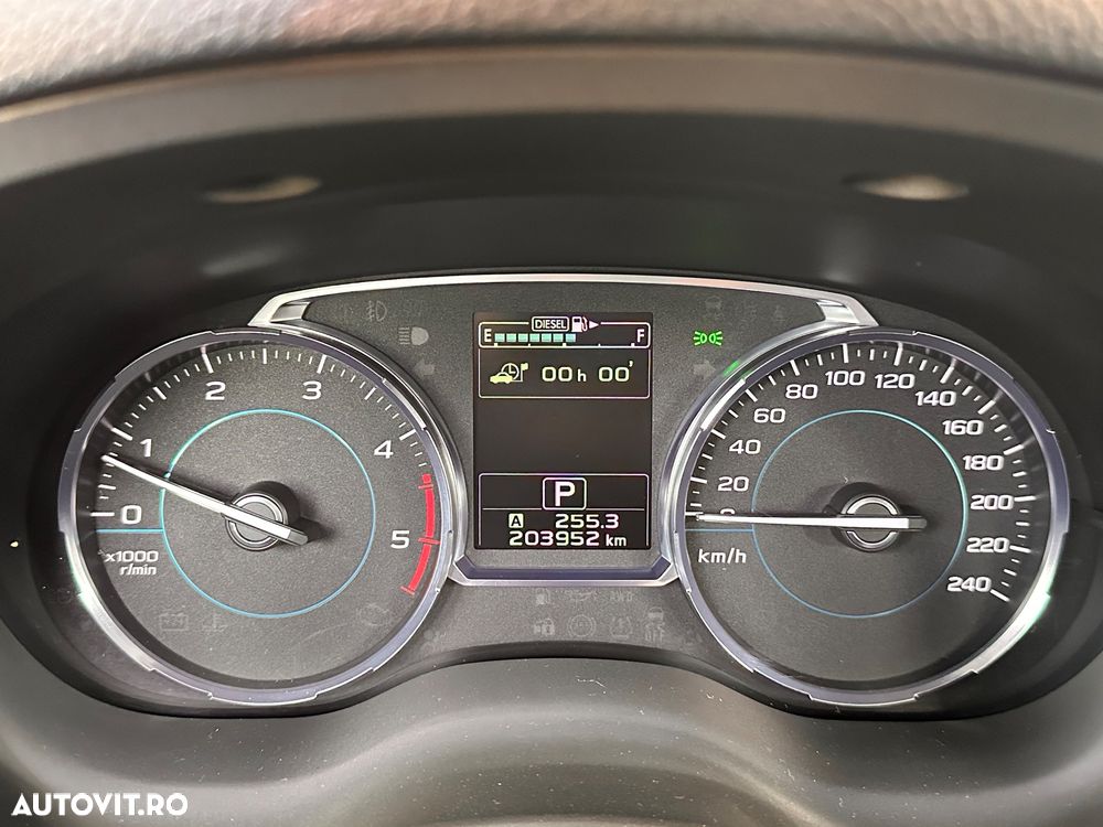 Subaru Forester 2.0D CVT Exclusive - 17
