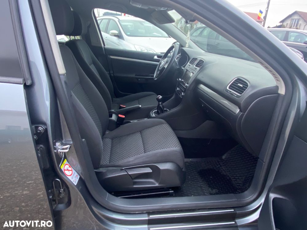 Volkswagen Golf 1.6 TDI DPF Comfortline - 10