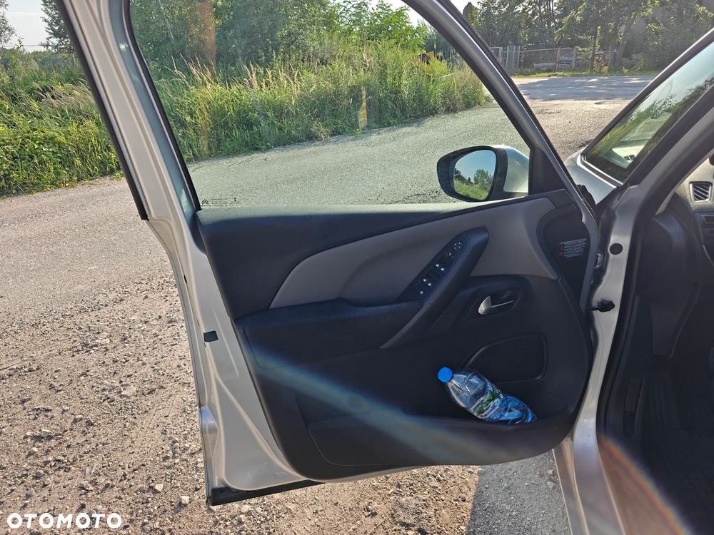 Citroën C4 Picasso 1.6 BlueHDi MoreLife - 25