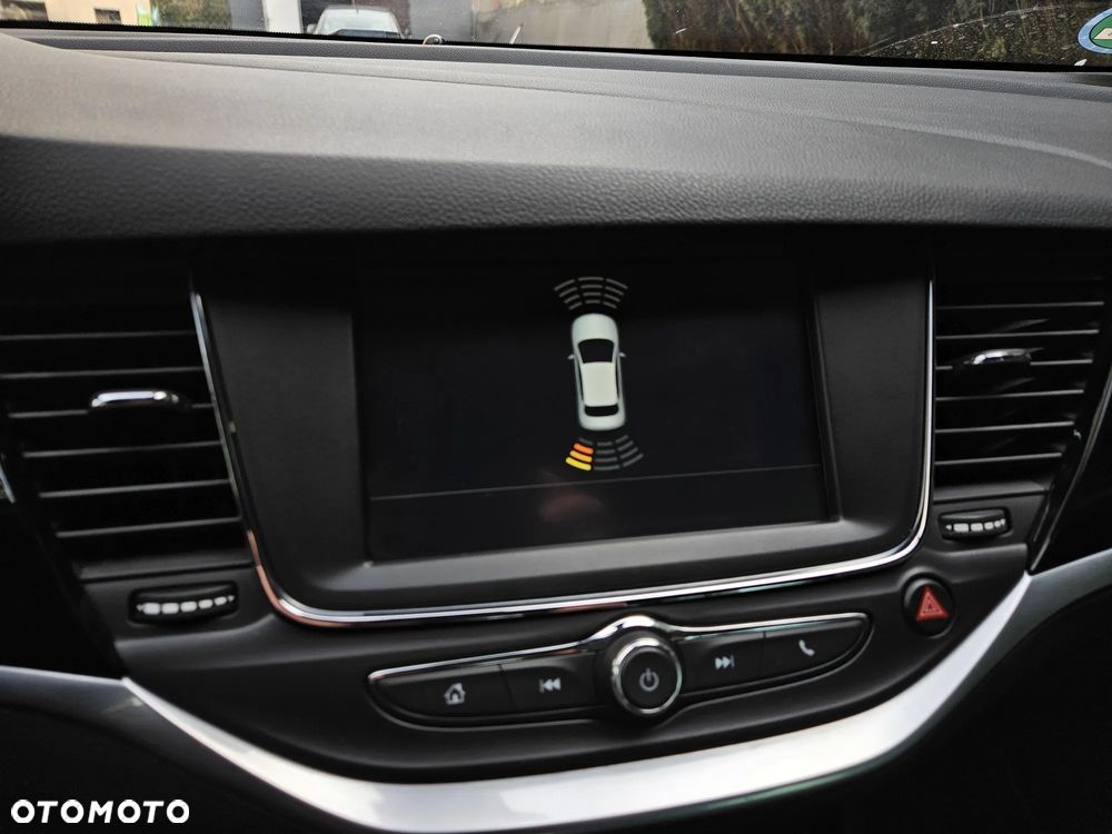 Opel Astra 1.4 Turbo Business - 9