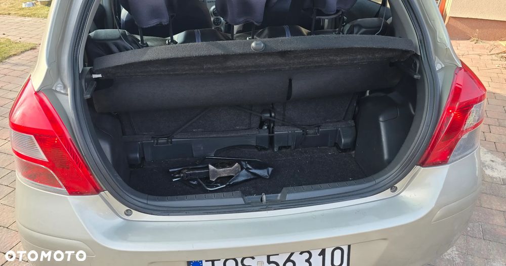 Daihatsu Charade - 22