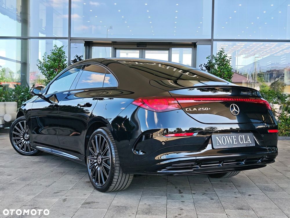 Mercedes-Benz CLA - 8