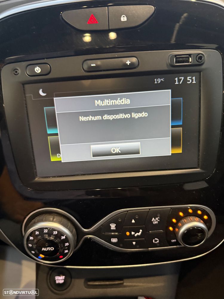 Renault Captur TCe 130 GPF INTENS - 33