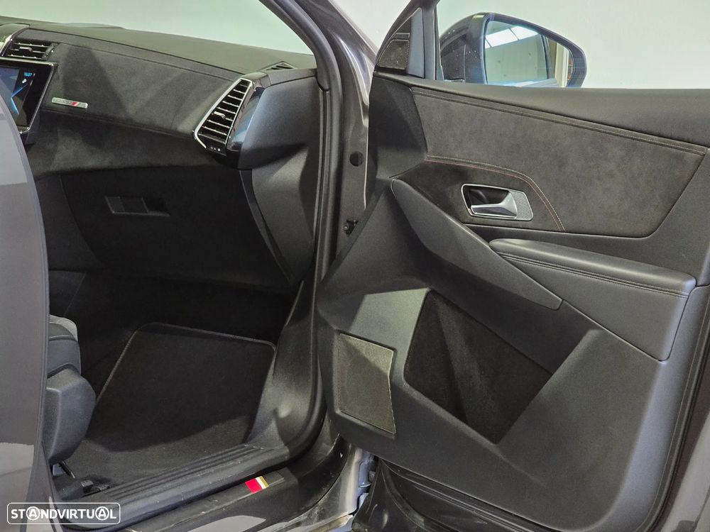 DS DS7 Crossback E-Tense Performance Line EAT8 - 42