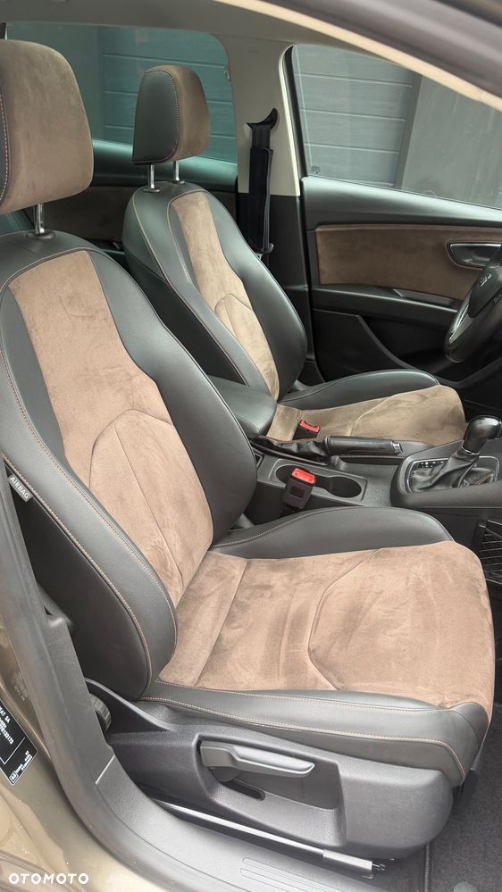 Seat Leon 2.0 TDI DPF Start&Stop DSG XCELLENCE - 28