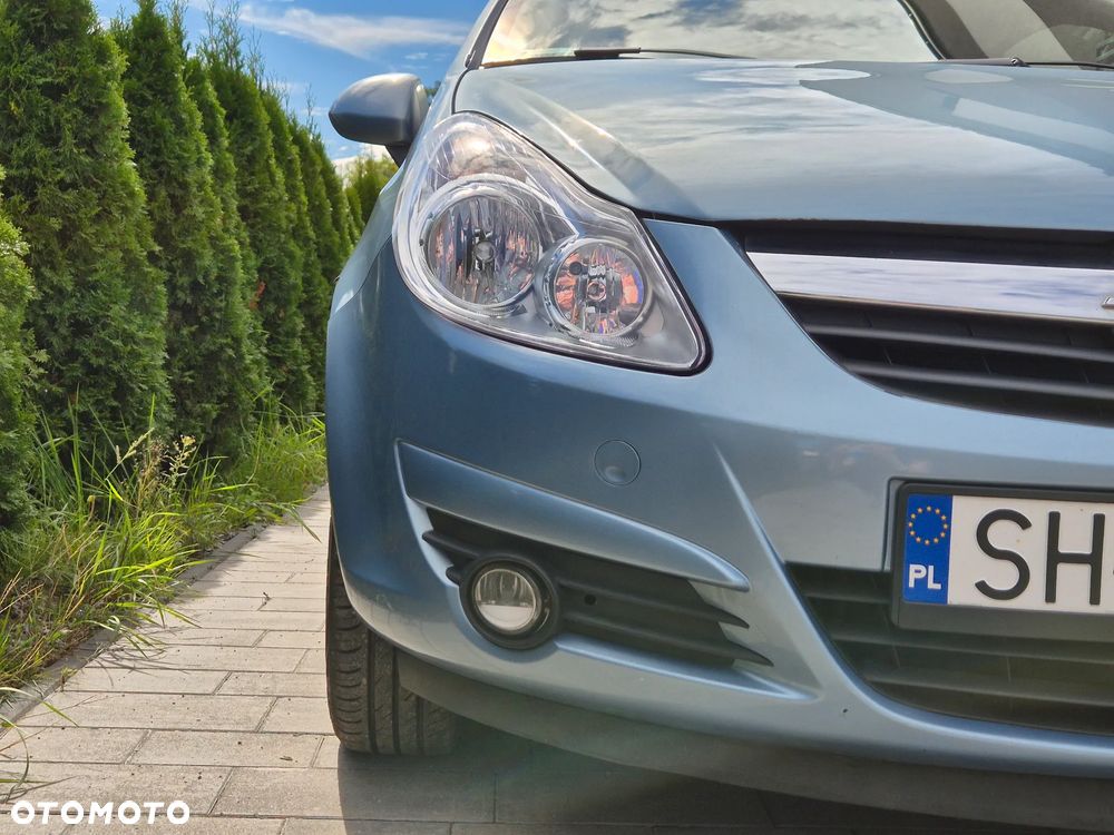 Opel Corsa 1.4 16V Edition - 3