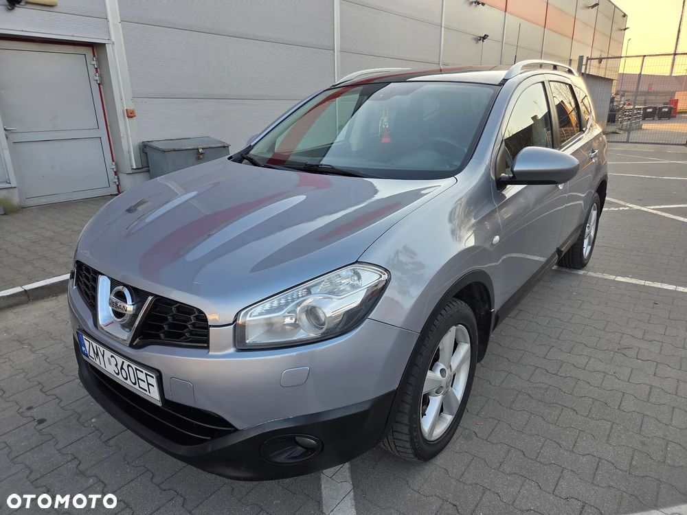 Nissan Qashqai 2.0 dCi 4 x 4 DPF tekna - 27