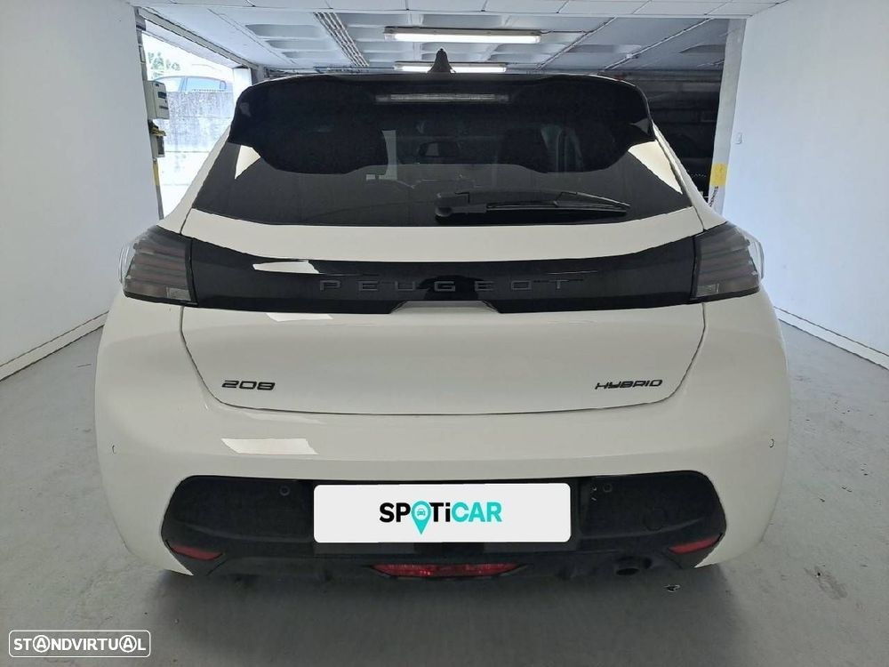 Peugeot 208 1.2 PureTech Allure EAT8 - 7