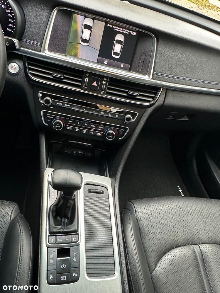 Kia Optima Plug-in Hybrid - 30