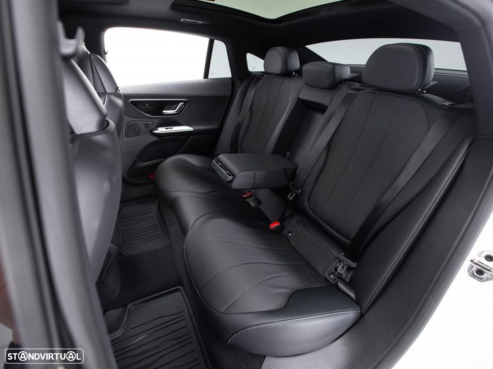 Mercedes-Benz EQE 300 Edition 1 - 11