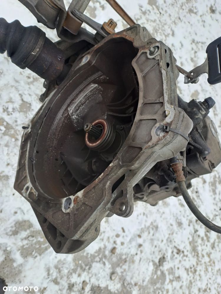 Opel Corsa D 1.3 CDTi silnik kompletny kod A13DTC Z13DTJ - 13