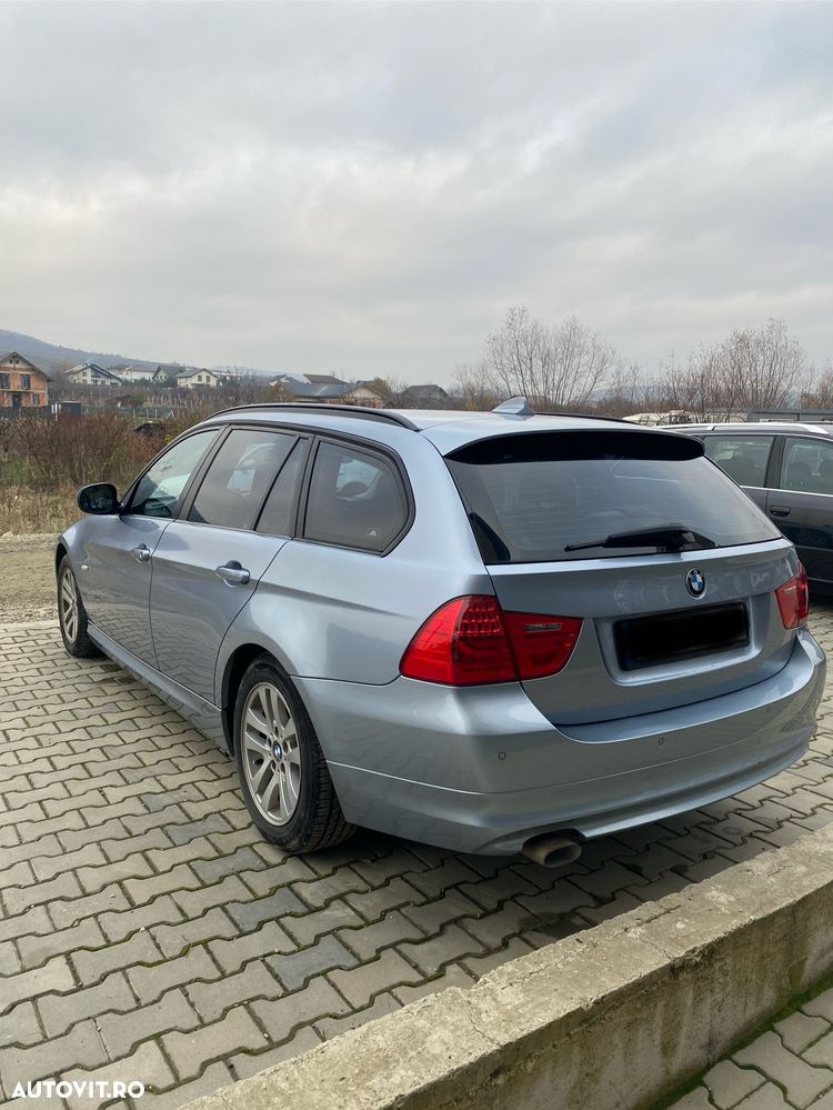 BMW Seria 3 318d Aut. - 7