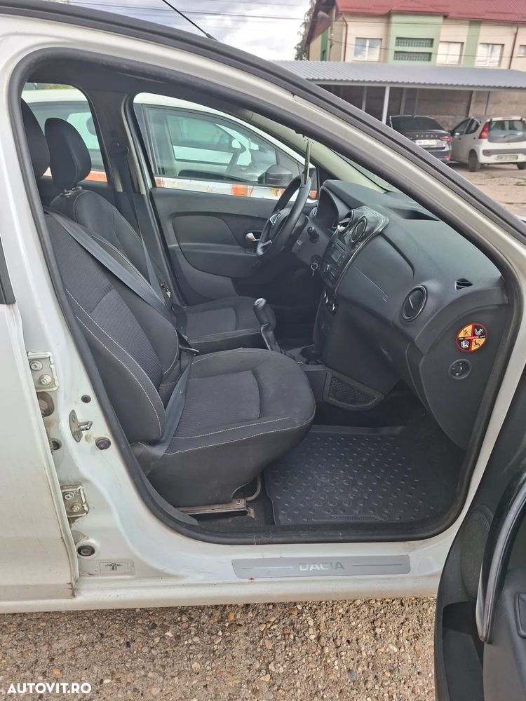 Dacia Logan - 6