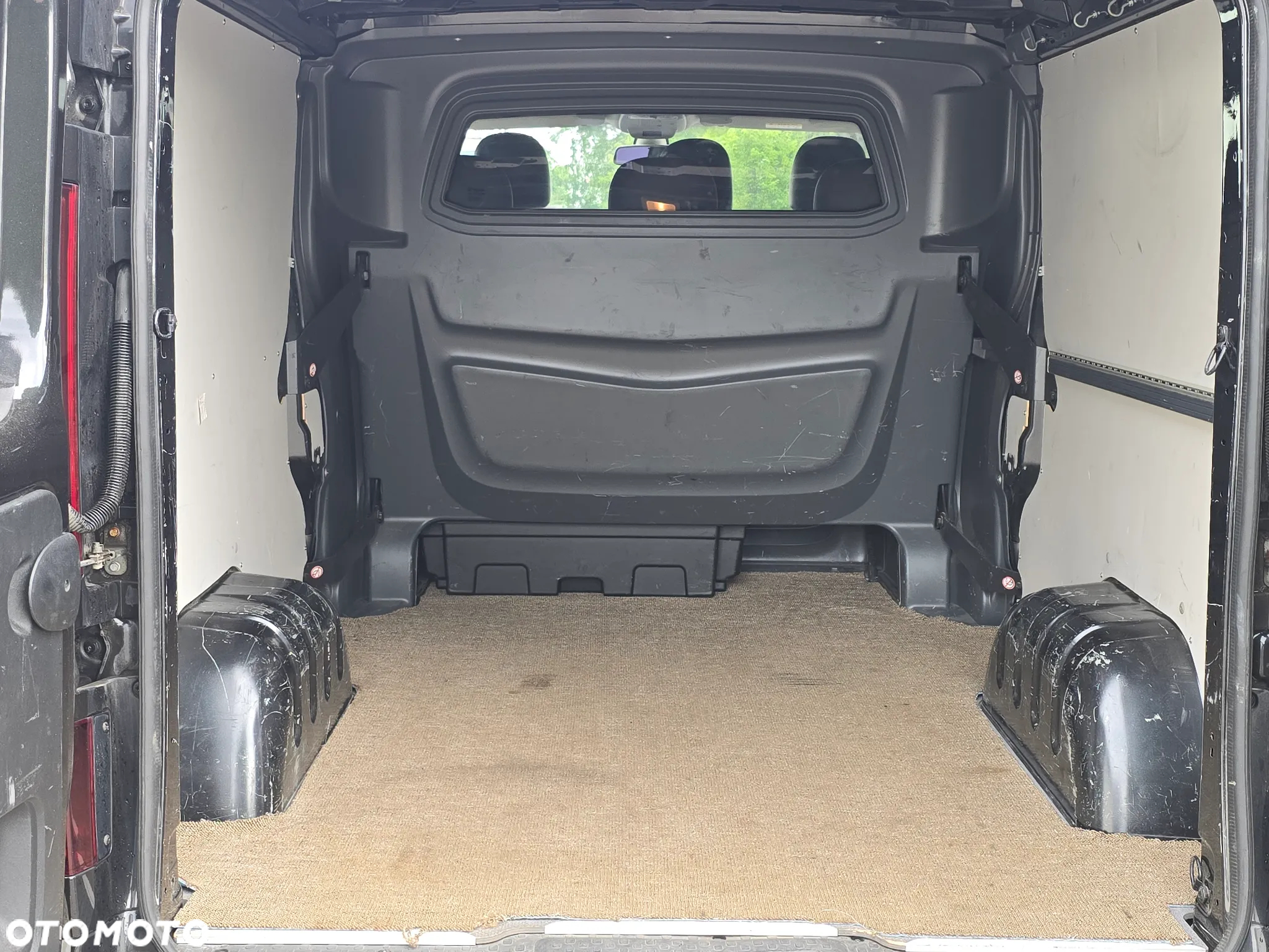 Opel Vivaro L2H1 2,9t Elegance - 34