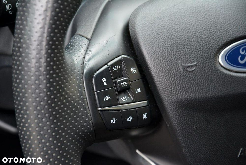 Ford Kuga 2.5 Duratec PHEV ST-LINE X - 23