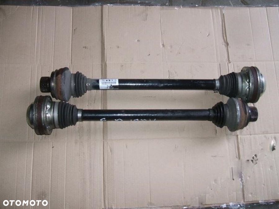 AUDI Q5 2.0tdi PÓŁOŚ lewa prawa tylna 8R0501203C ! - 1