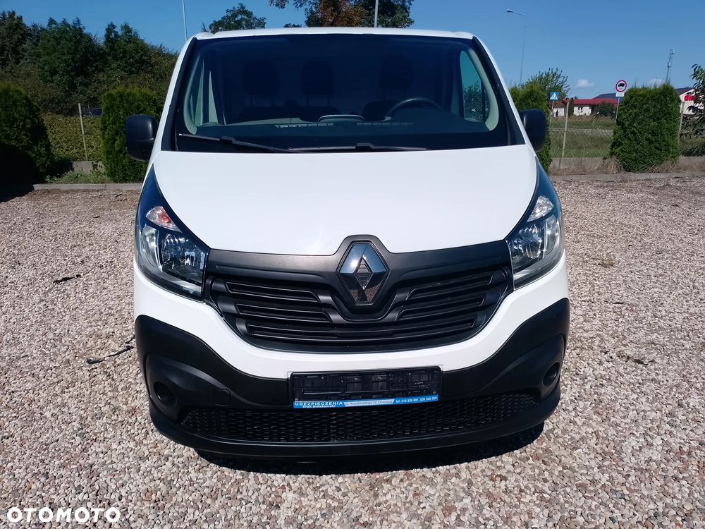Renault Trafic - 16