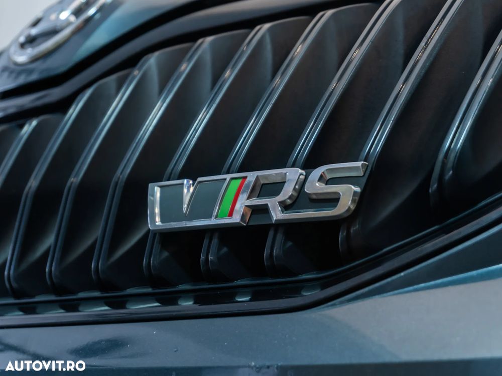 Skoda Octavia 2.0 TDI (Green tec) DSG RS - 39
