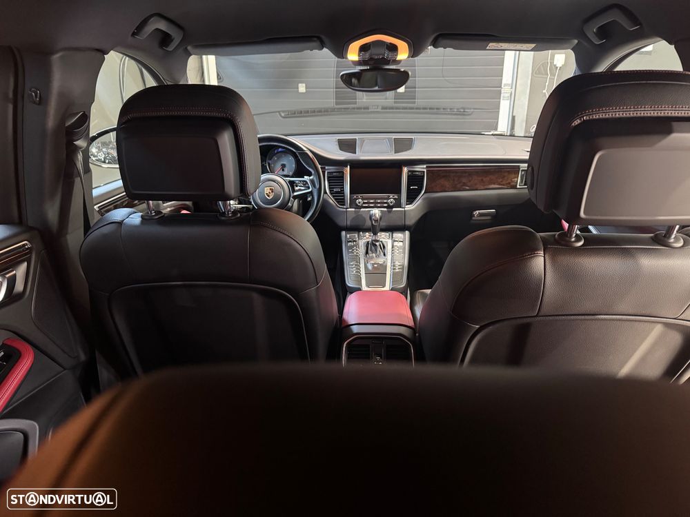 Porsche Macan S - 17