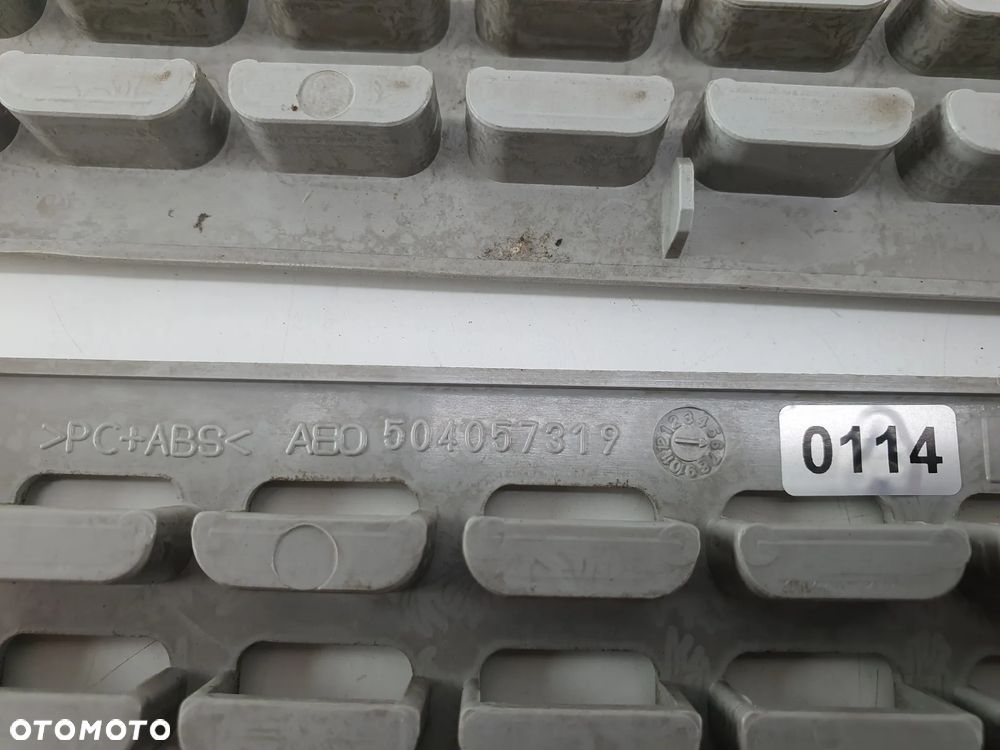 KRATKA WENTYLACYJNA  IVECO EUROCARGO - 3