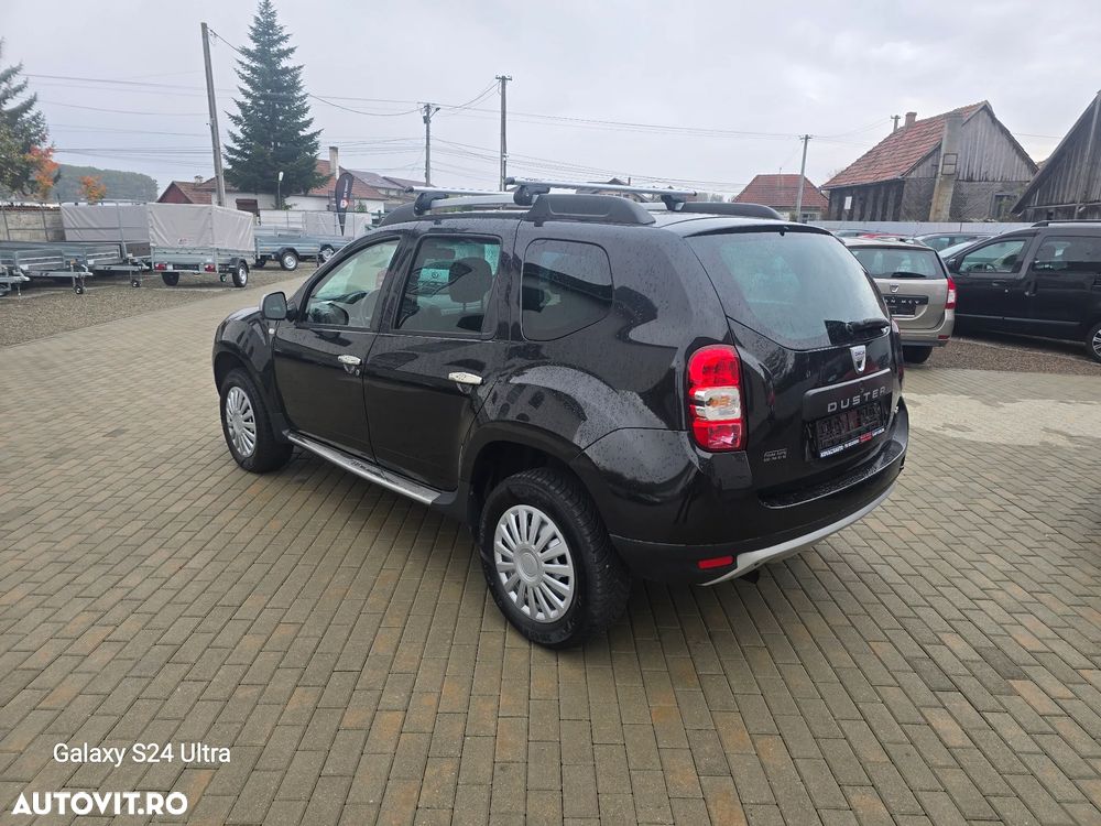 Dacia Duster 2012 photo 4