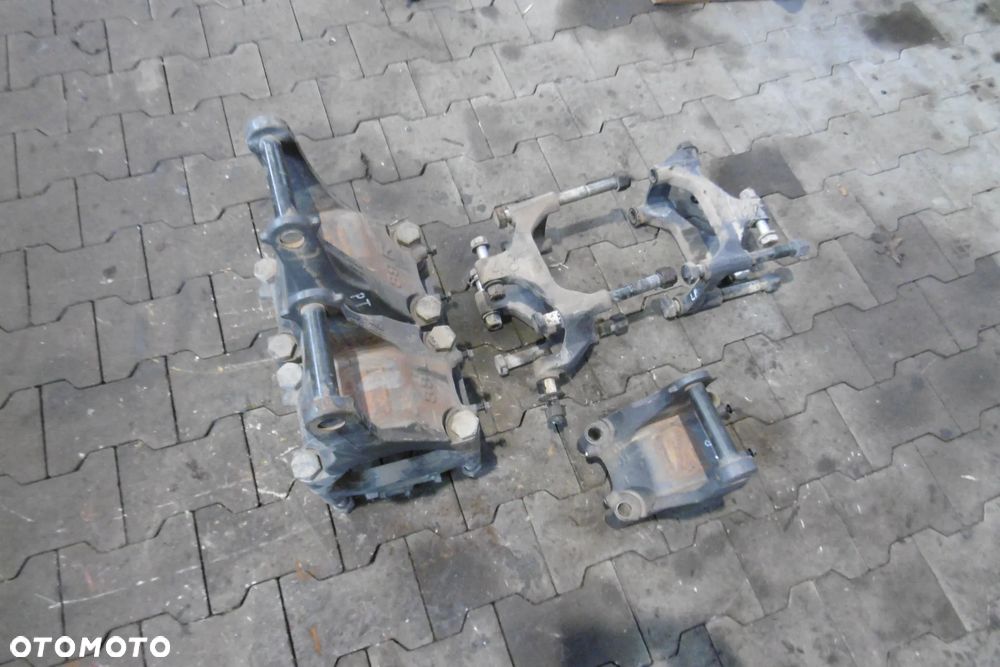 Ślizg resora Scania 6x4 8x4 Nowy Model - 5