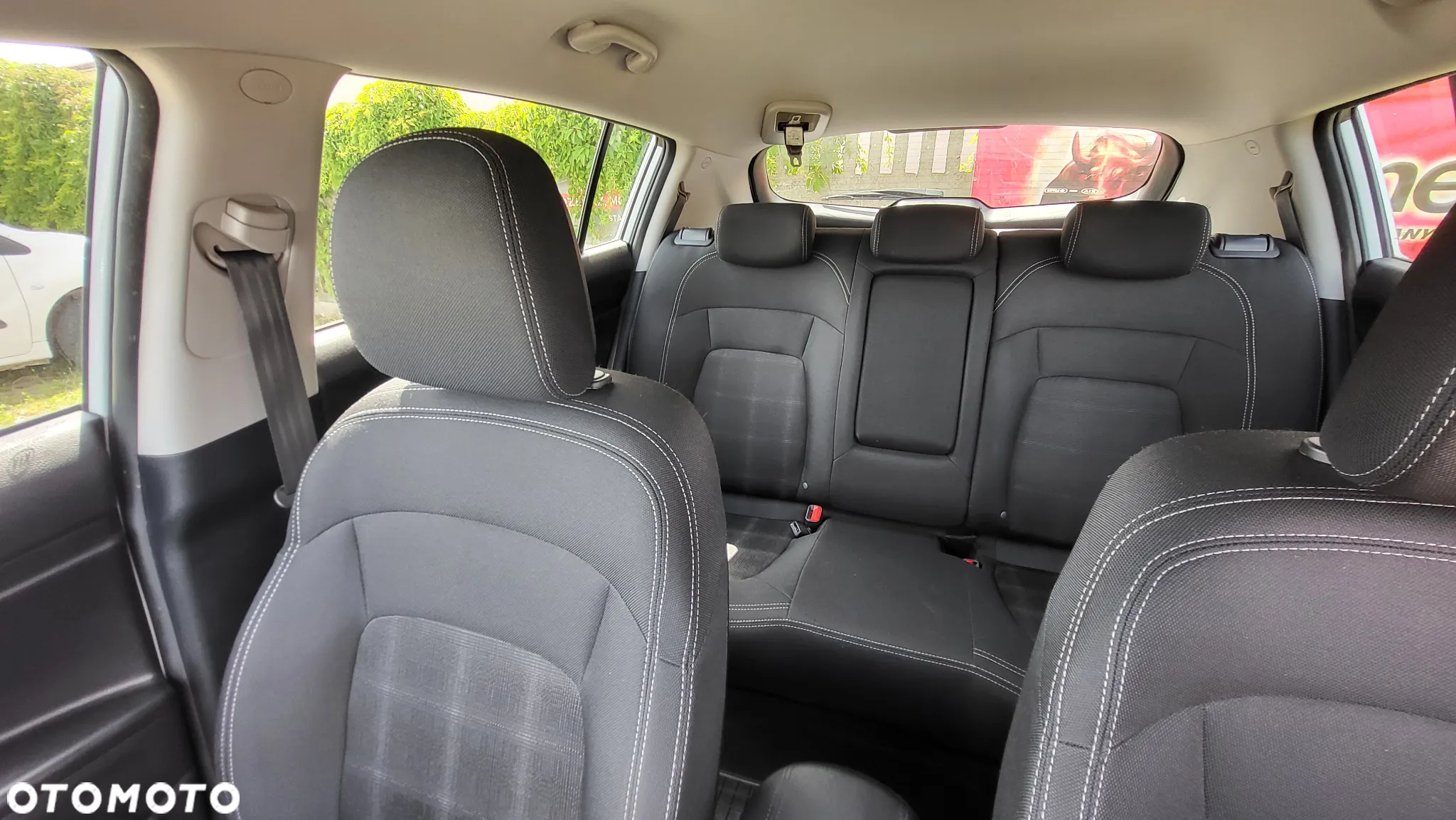 Kia Sportage - 10