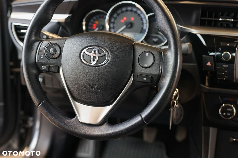 Toyota Corolla - 24
