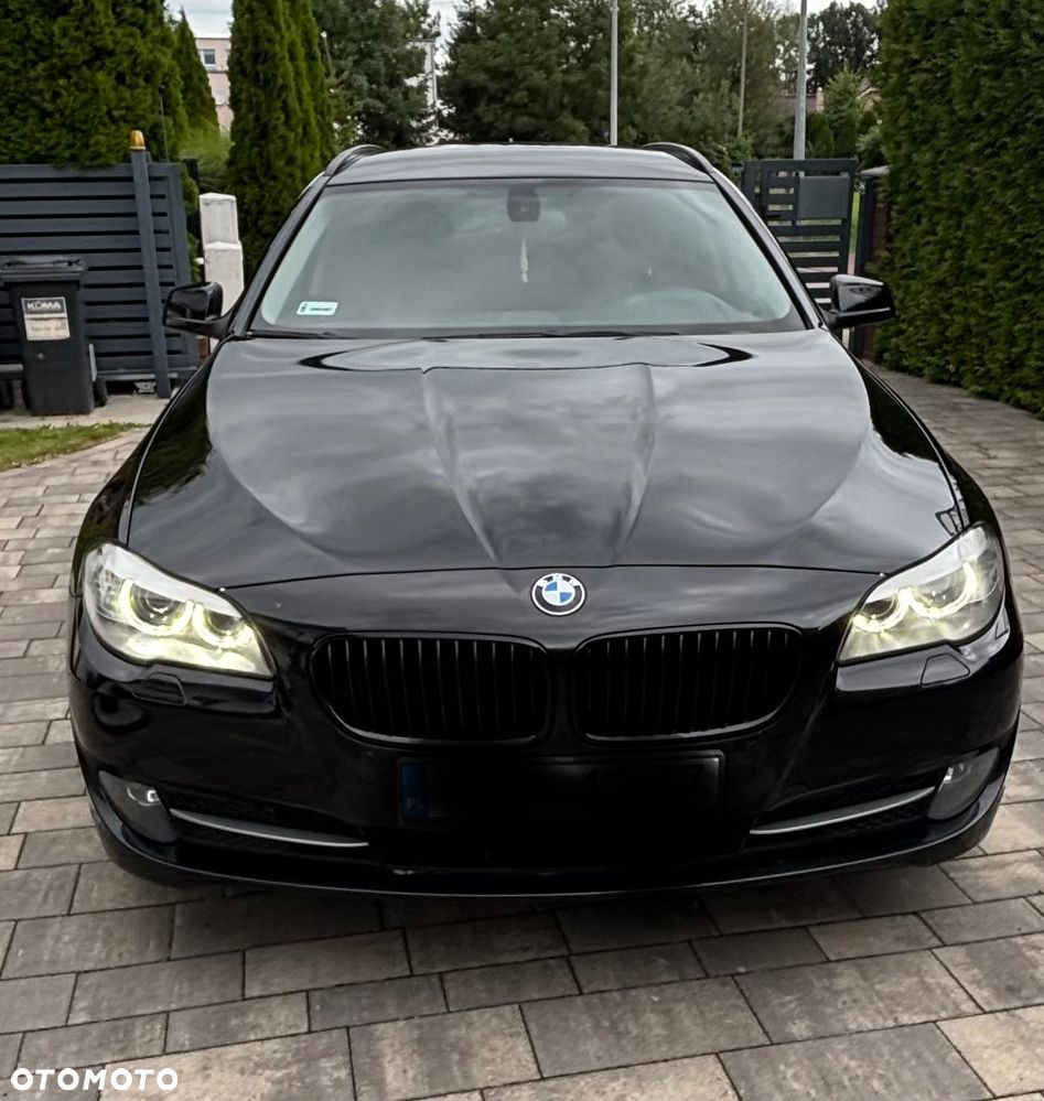 BMW Seria 5 525d - 1