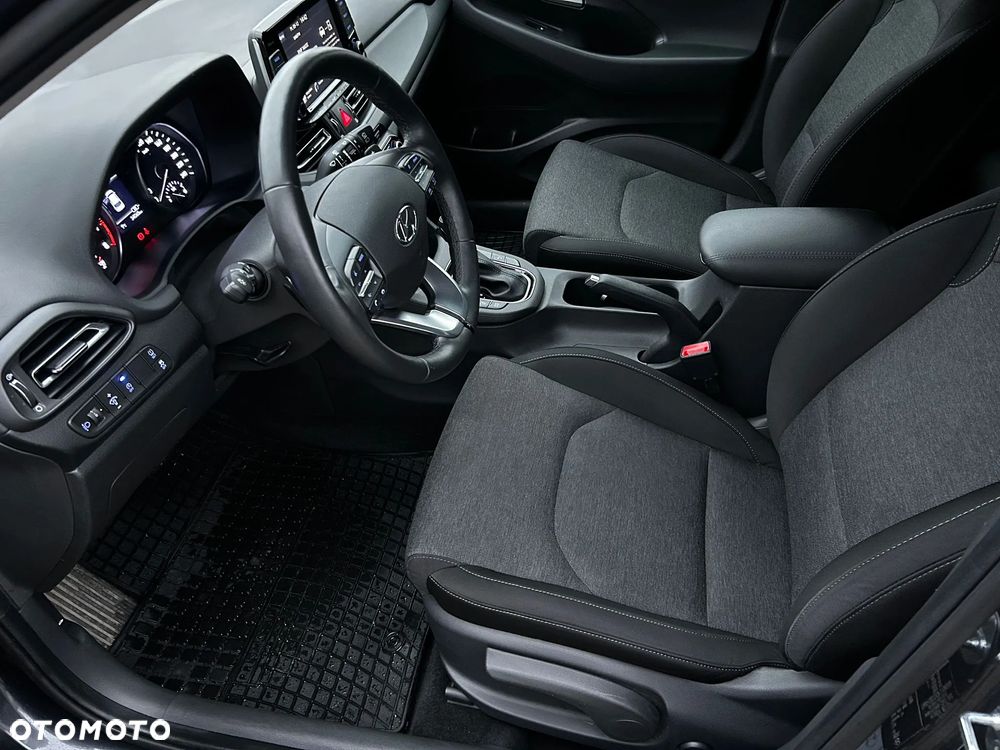 Hyundai i30 1.5 T-GDI 48V-Hybrid DCT Trend - 12