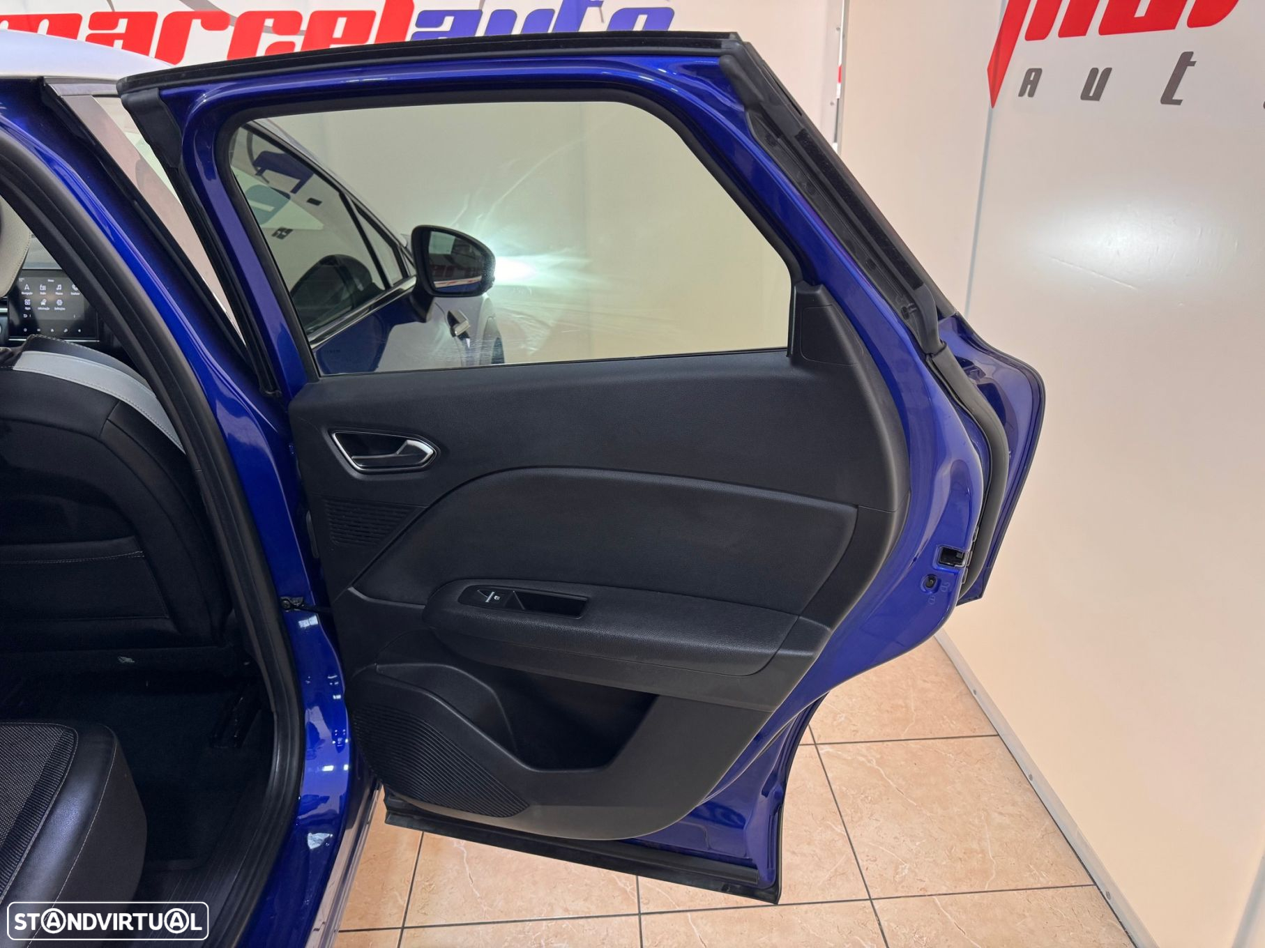 Renault Captur 1.0 TCe Exclusive - 38