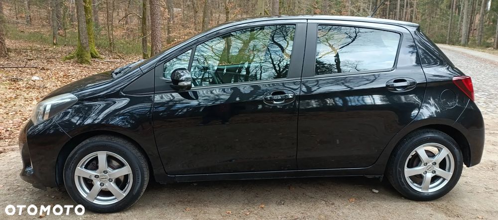 Toyota Yaris 1.33 Premium - 2