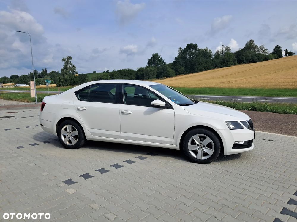 Skoda Octavia - 2