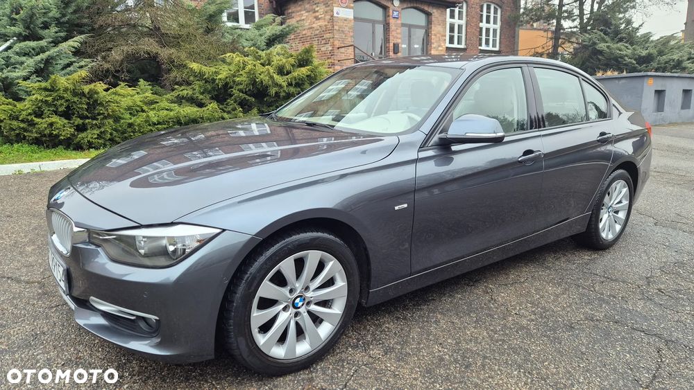 BMW Seria 3 320i - 2