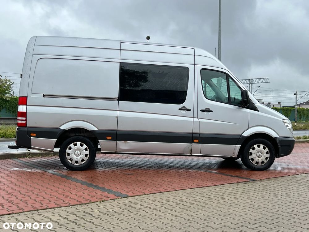 Mercedes-Benz Sprinter - 4