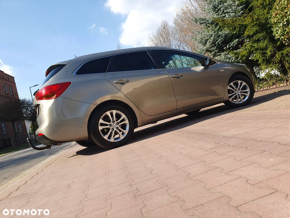 Kia Ceed 1.6 GDI Spirit - 21