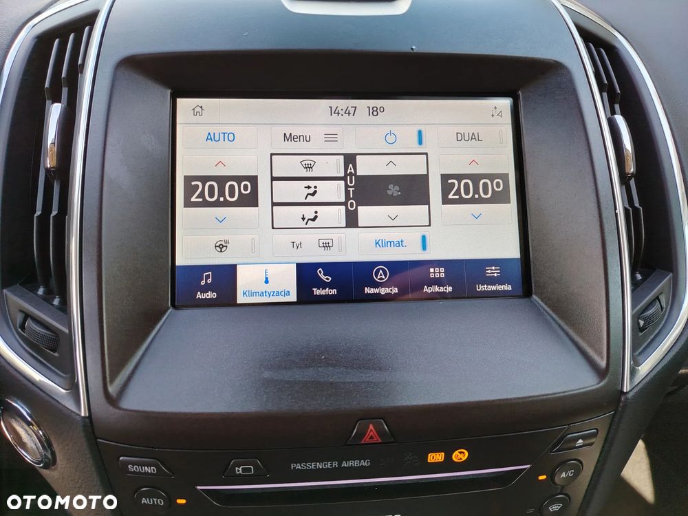 Ford S-Max - 12