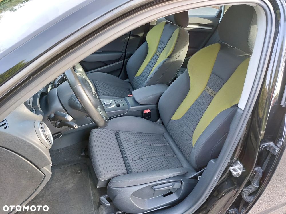 Audi A3 Sportback 1.6 TDI ultra Attraction - 12