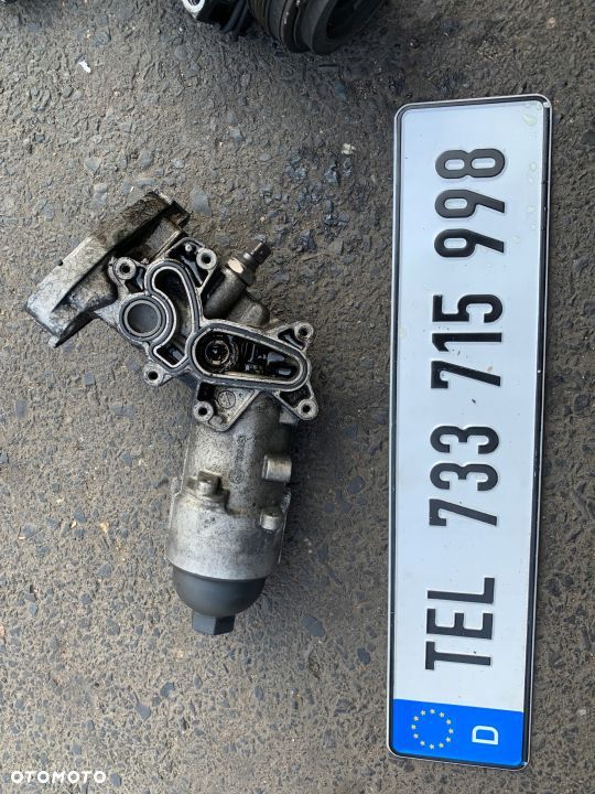 PODSTAWA FILTRA OLEJU 7788453 BMW E60 530d 525d - 1