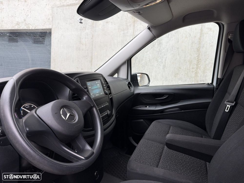 Mercedes-Benz eVito 111 - 10