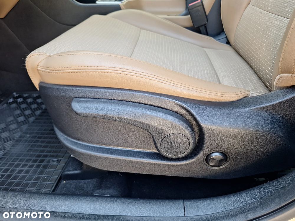 Kia Sportage 1.6 GDI Business Line 2WD - 29