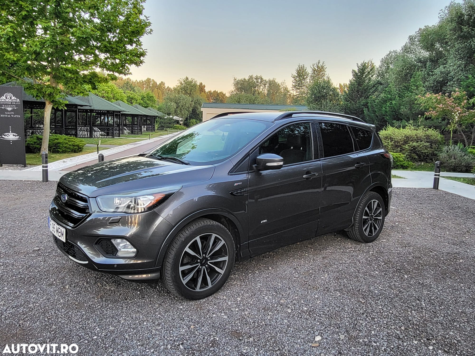Ford Kuga - 3