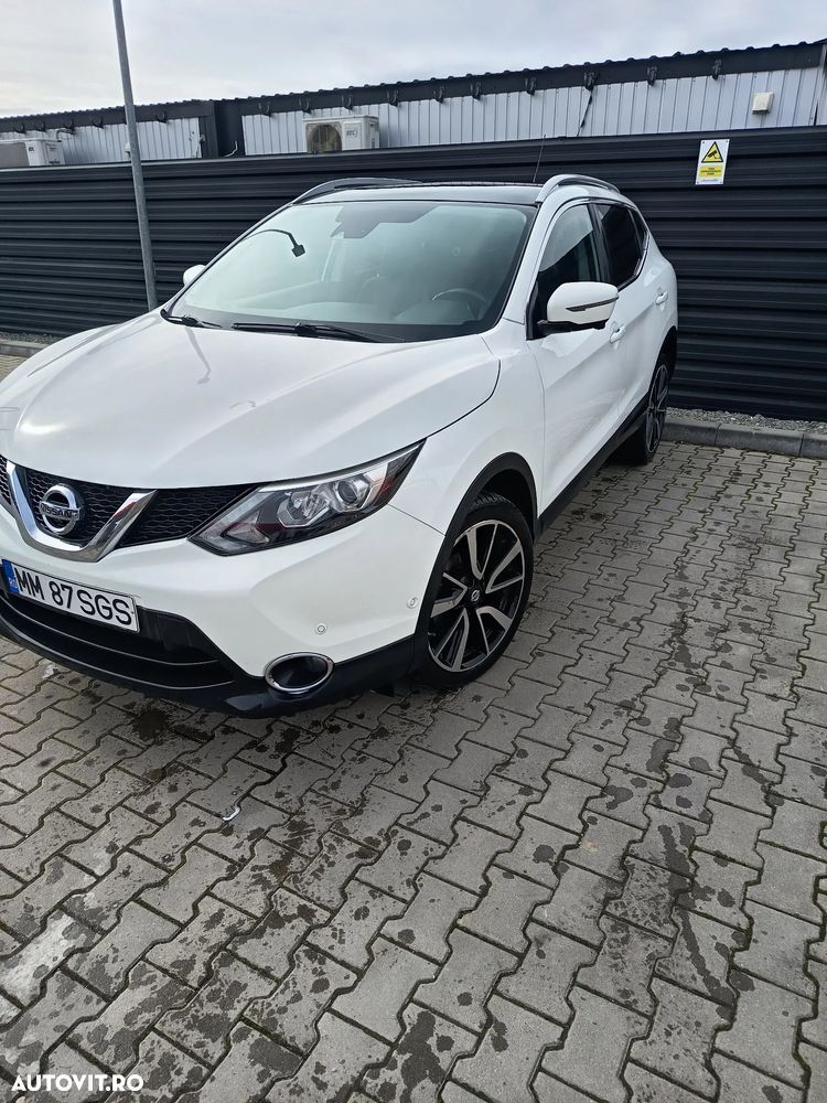 Nissan Qashqai 1.6 DCI Xtronic TEKNA+ - 8