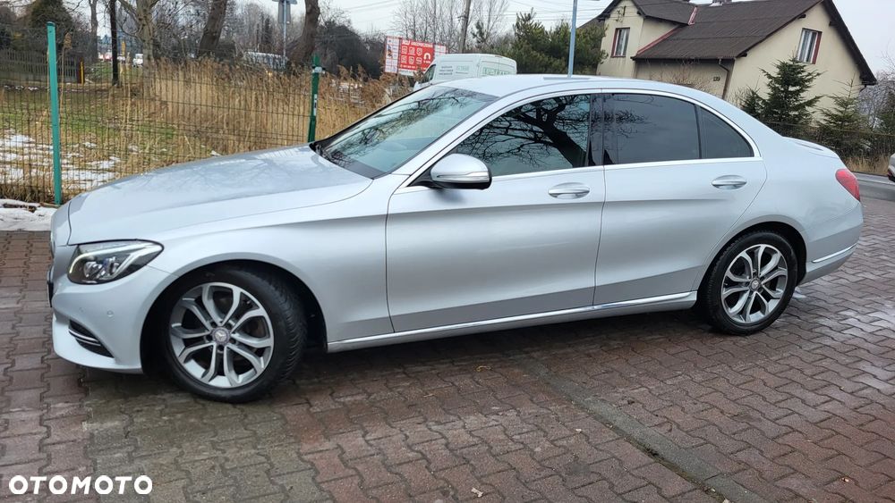 Mercedes-Benz Klasa C 180 (BlueEFFICIENCY) Avantgarde - 30