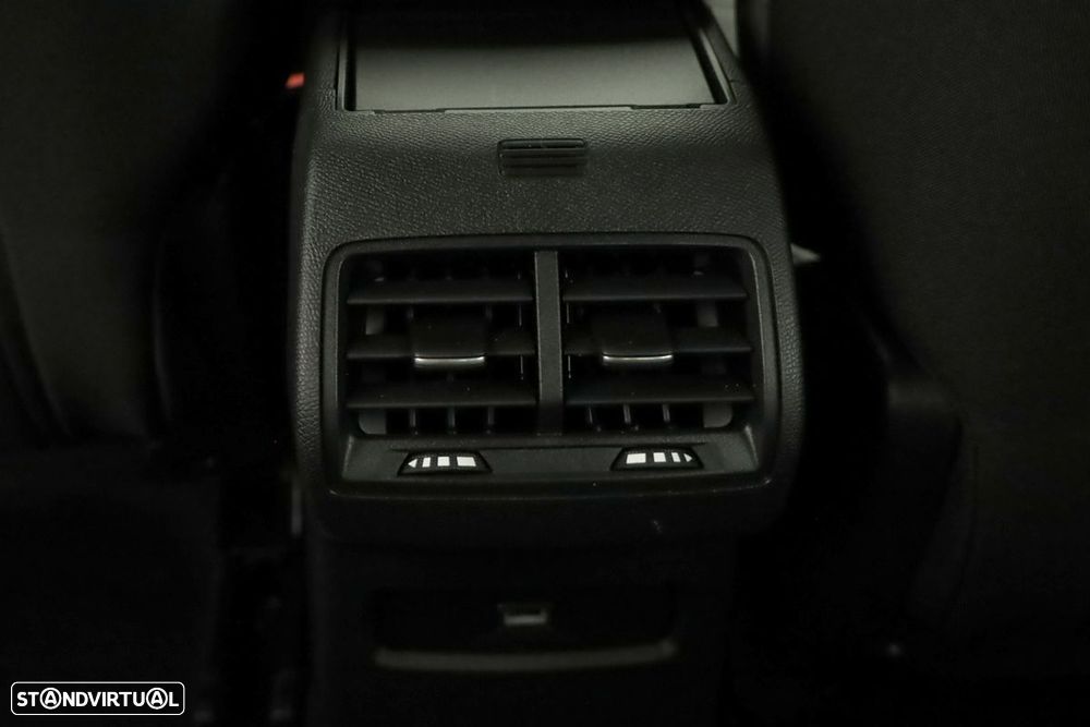 Citroën C4 1.2 PureTech Plus EAT8 - 22