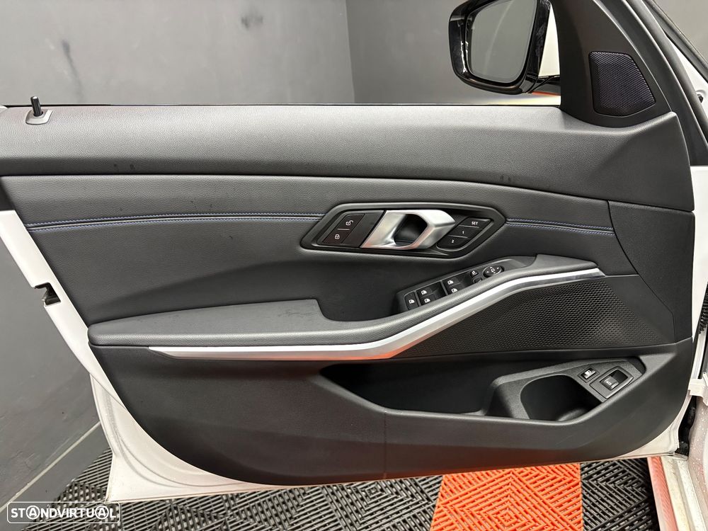 BMW 330 e xDrive Aut. M Sport - 34